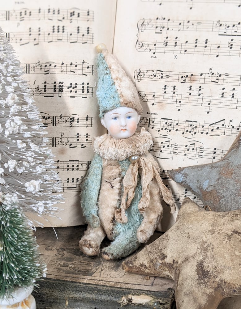 Image of Darling 7" Shabby BLuE & CrEAM  POPPET  with antique german bisque dolly head by Whendis bears