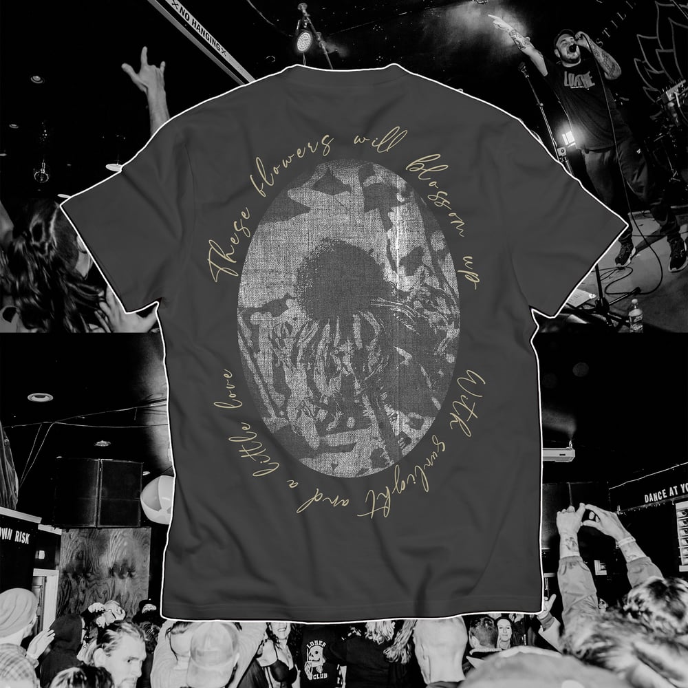 Daisy T-Shirt (3XL only) LAST ONE EVER