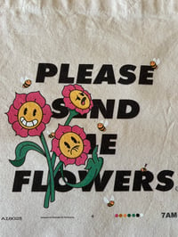 Image 3 of please send me flowers tote 