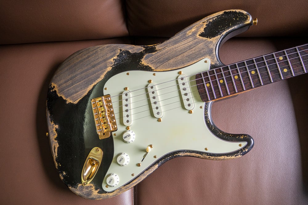 60s' ST Relic Black w Brazilian Rosewood