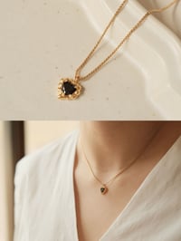 Image 1 of black zircon heart necklace 黑色锆石爱心项链