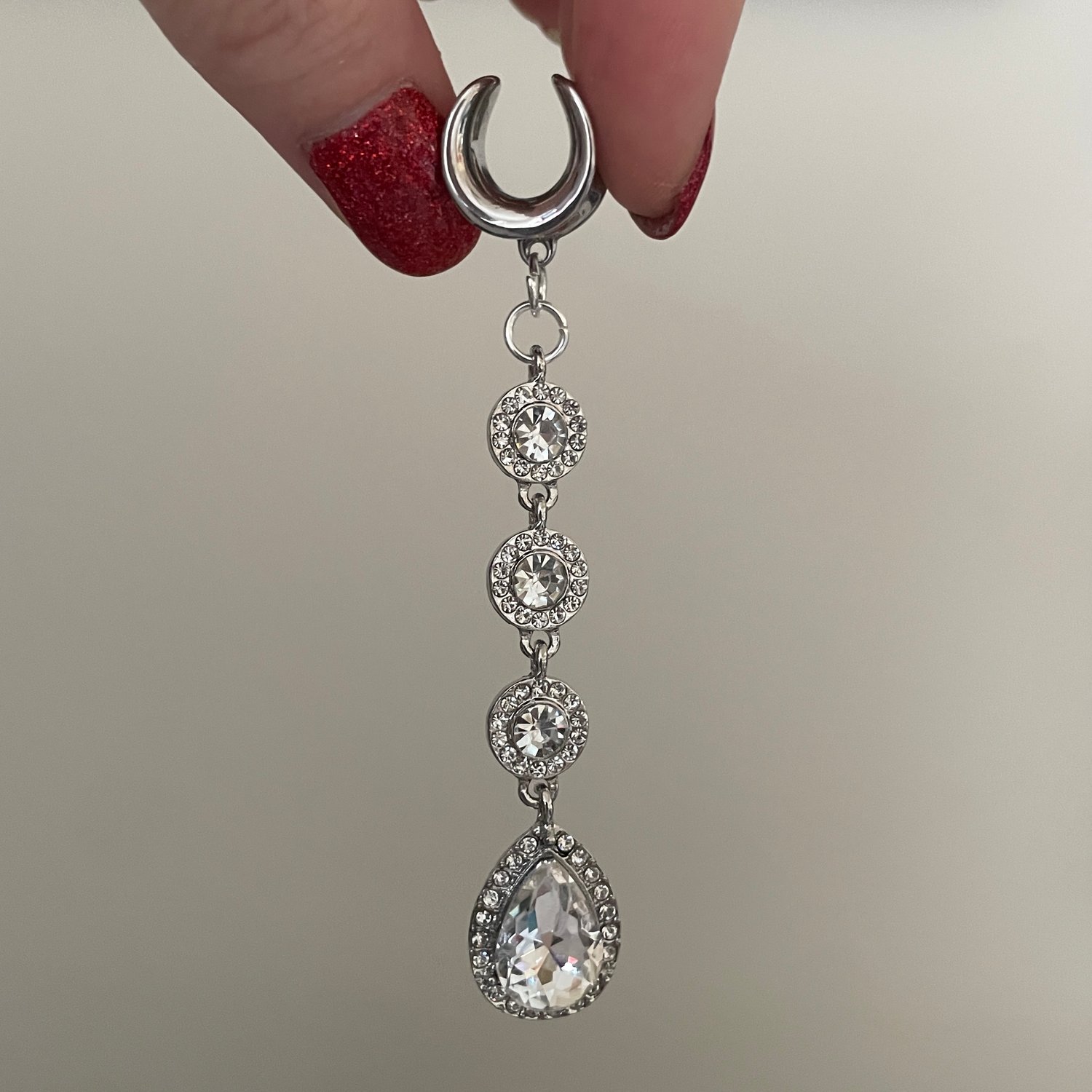 Image of Diamond Chain Saddle Dangles (sizes 2g-1 1/2)