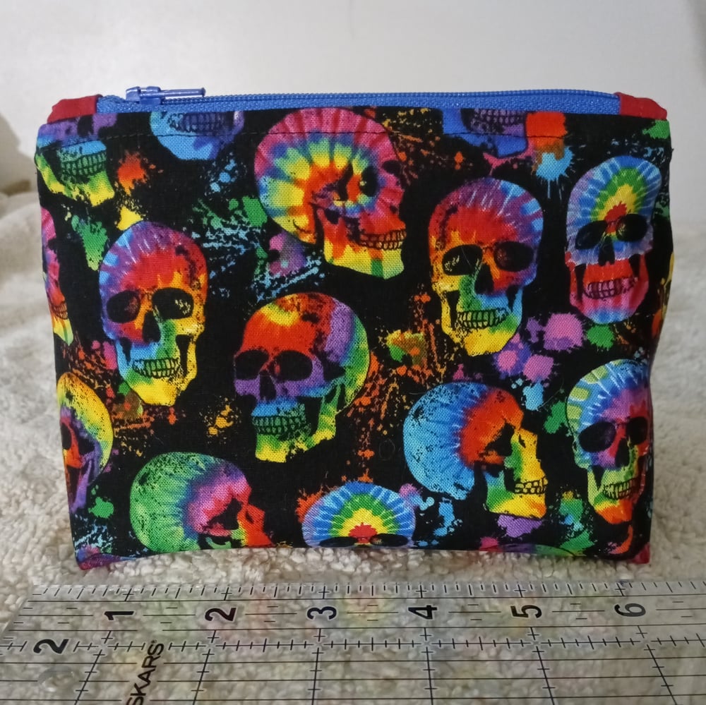 Tie Dye Skull Zippered pouch