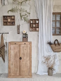 Image 1 of Le buffet d'atelier 