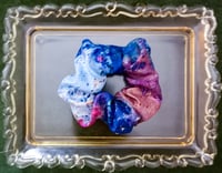 Image 2 of Singing Blues scrunchie 8