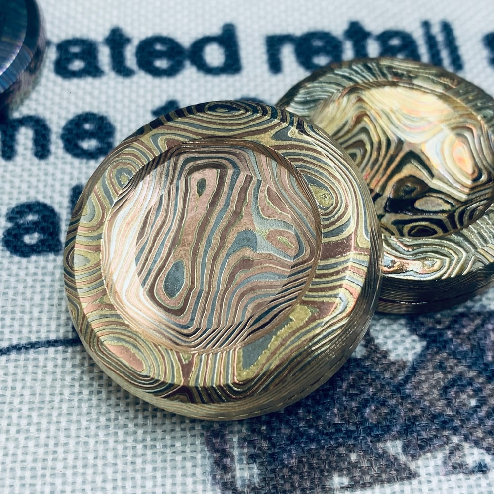 Mokume Mini Ulte Haptic Coin in Etching/Flaming Finish