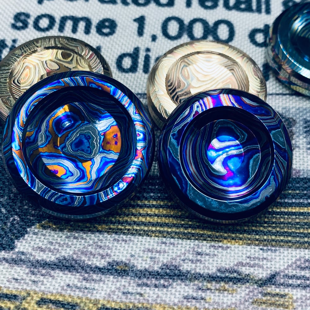 Zircuti Mini Ulte Haptic coin Van Gogh's