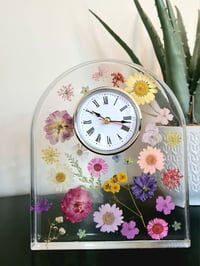 Image 1 of Sunshine Coast Resin Clock Class 