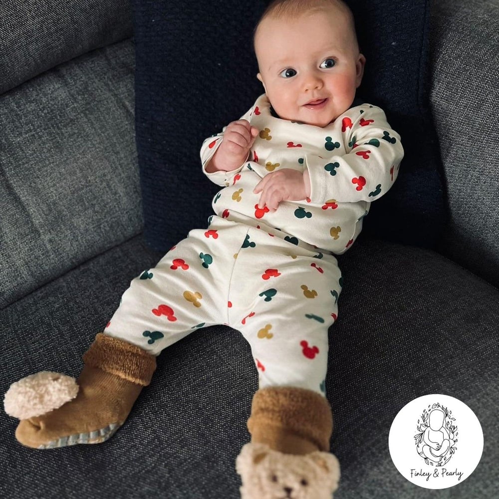 BOOTIE SLIPPER SOCKS: Bear