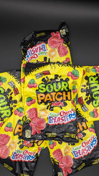 Image 3 of Sour Patch Kids Cherry Blaster 185g 🇨🇦