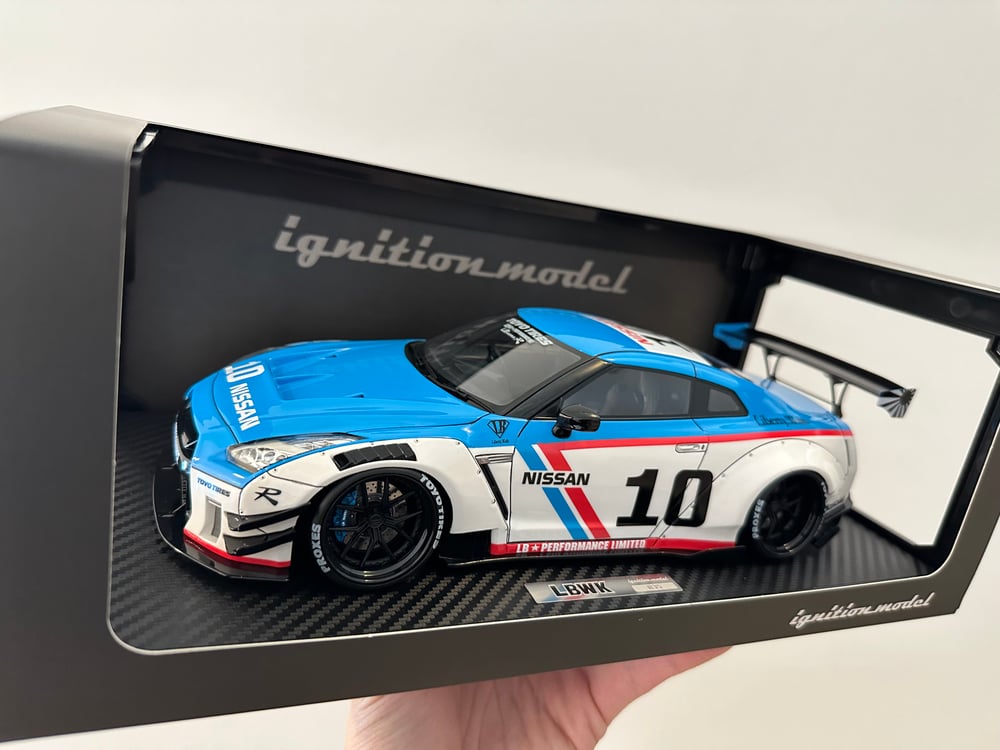 Image of 1/18 IGNITION MODEL IG2344 LB-WORKS Nissan GT-R R35 type 2 White/Blue