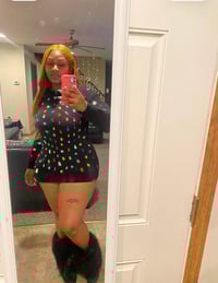 Image 4 of JEWEL SWEATER WEATHER GEM TOP (black & cream)