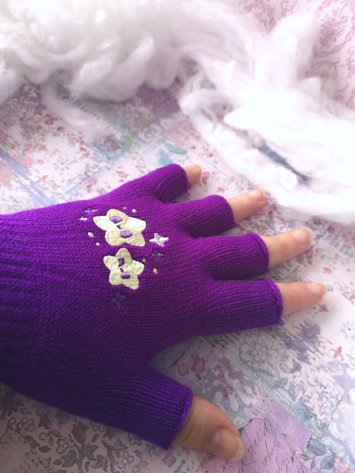 Fingerless Star Gloves | Tinkerbells Kawaii