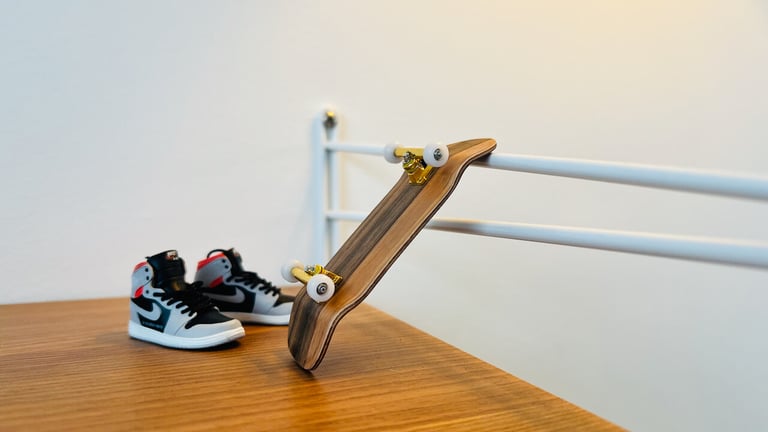 Two color wood 32mm deck