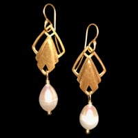 Image 1 of PLISSÉ SILHOUETTE Earring - Hook & Various Pearls.