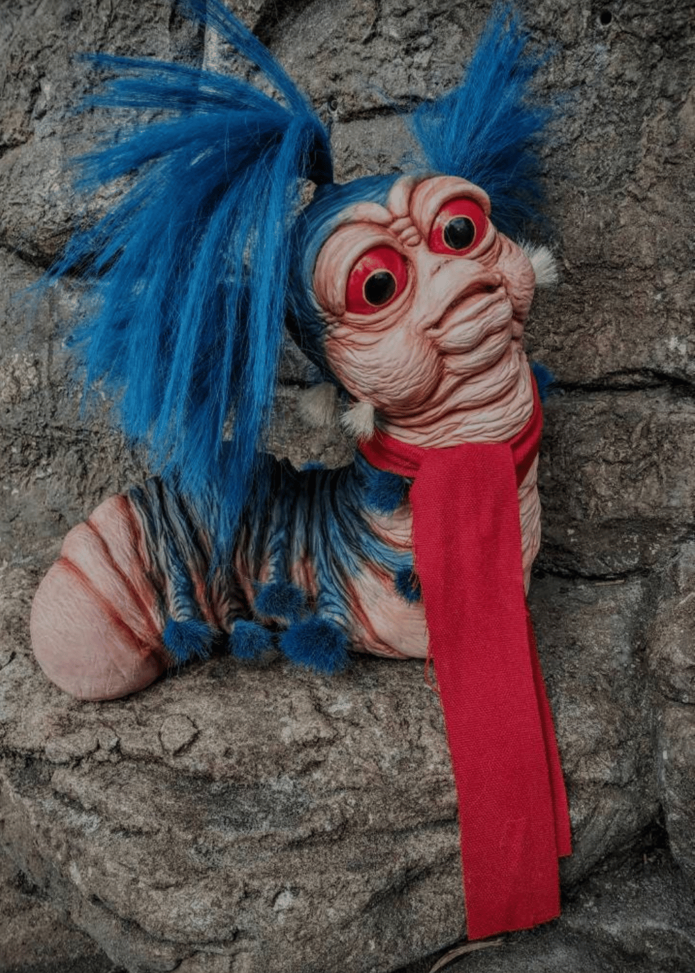 Labyrinth Ello Worm