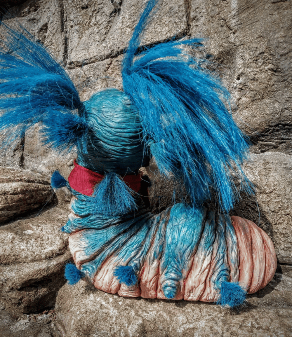 Labyrinth Ello Worm