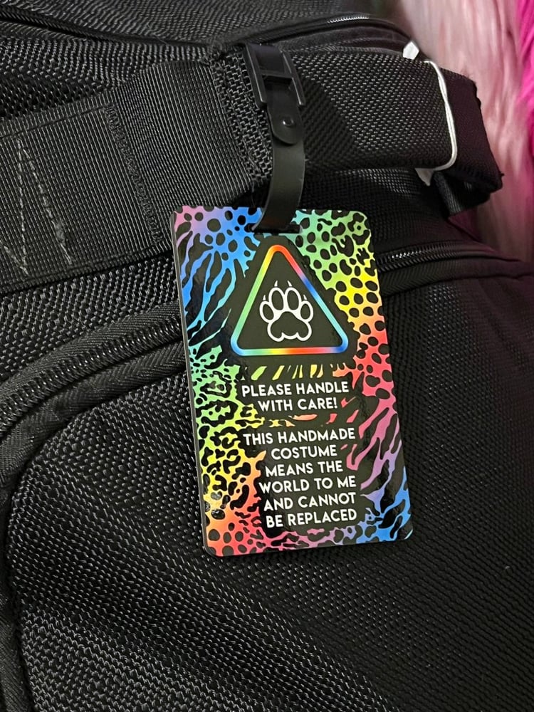 Image of Hard Luggage Tag: Handle With Care