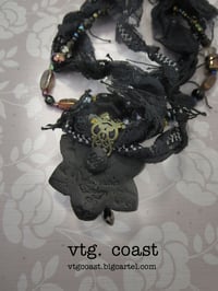 Image 4 of Bijoux Choker
