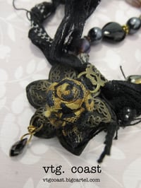 Image 5 of Bijoux Choker