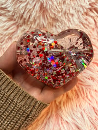 Image 5 of Freezable Thick Heart Glitter Glass Pipe  Thick Glass Pipe   Color Changing Pipe