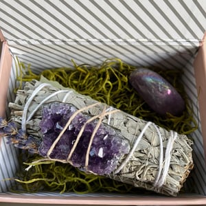 Image of SMALL SIZE INTENTION GIFT BOX