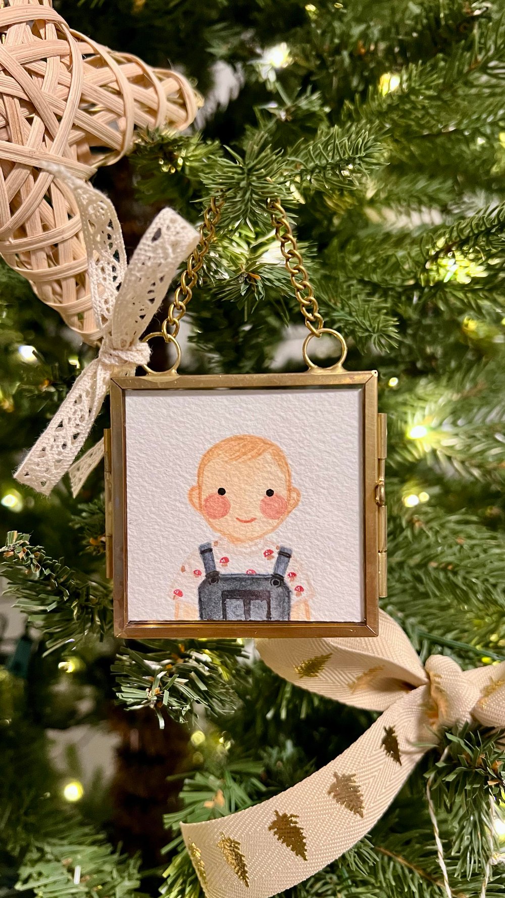 Image of Ornament | Custom Portrait + Frame