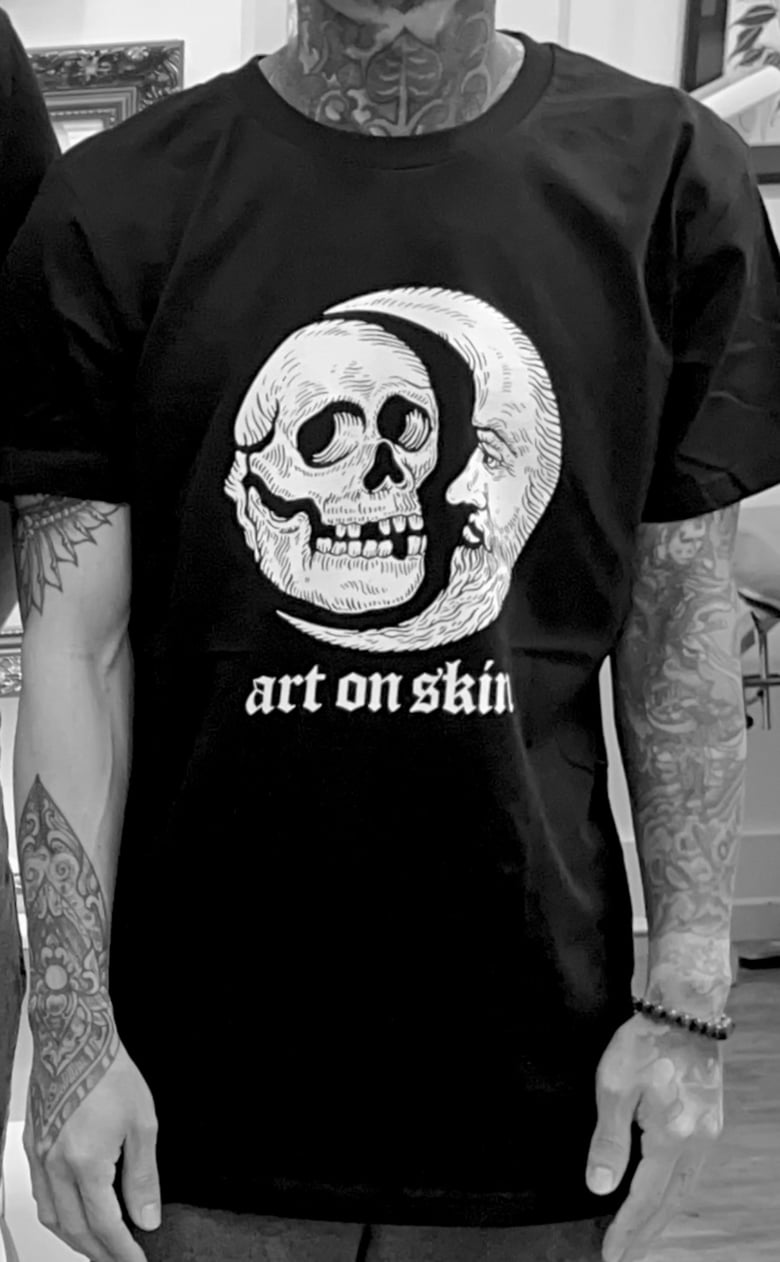 Image of Art On Skin T-Shirt 