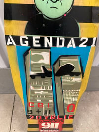 Image 4 of AGENDA 21 20 yr lie 911 ART DECK w coa