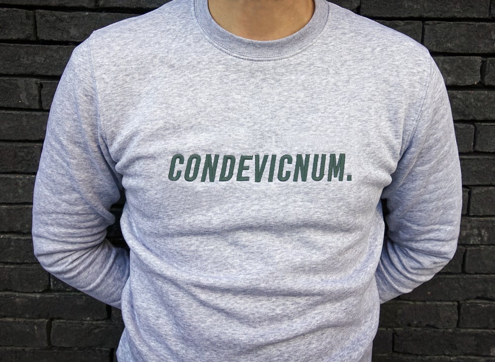 Sweatshirt "Condevicnum" gris