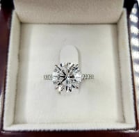 Image 2 of VS1 Brilliant Cut Real Diamond Engagement Ring