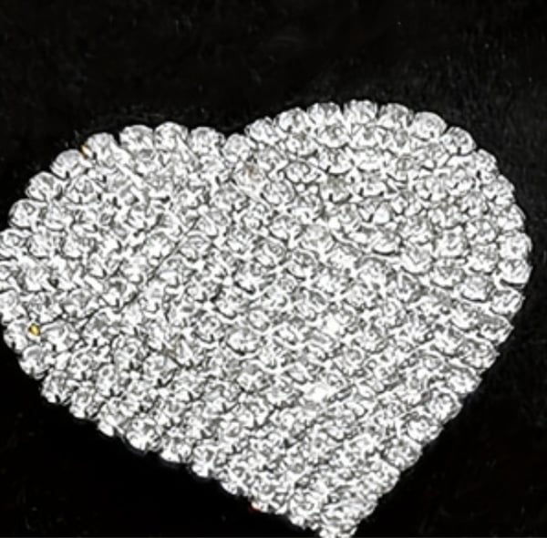 Image of Dazzle Heart Brooch