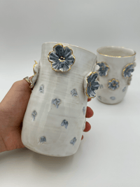 Image 5 of Sapphire Blue Floral Vase (Medium)