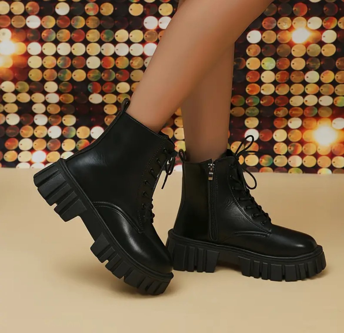 Trendy 2025 black boots
