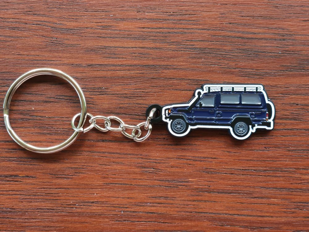 Image of AdventuRing Keychains Troopy Keyring - White, Sandy Taupe or Blue