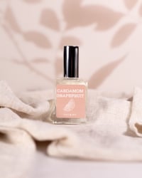 Cardamom Grapefruit Perfume Spray