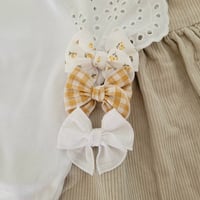 Image 3 of Fable bows // Marigold Collection