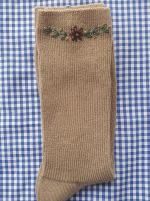 Calcetines bordados
