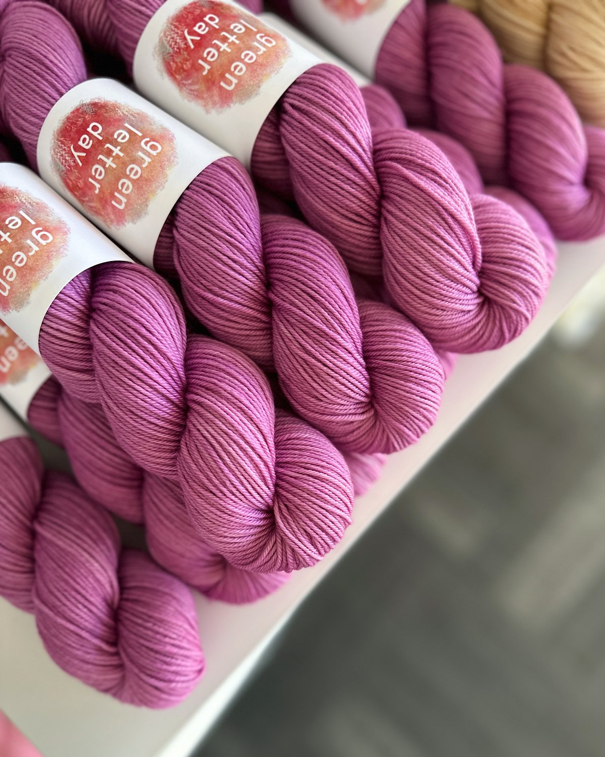 Wisteria Lane (PREORDER 16-20 WEEKS)