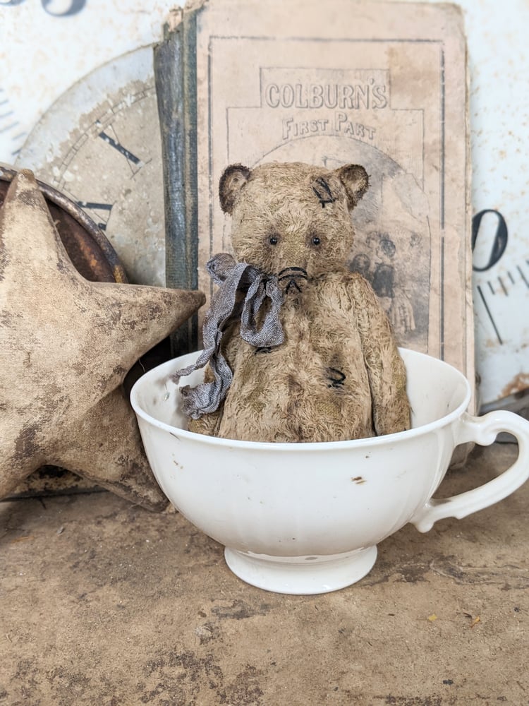 Image of 5" - old worn distressed fat grizzly bear  by whendi's bears