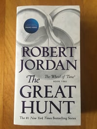 Image 1 of Robert Jordan "The Great Hunt" Wheel of Time Book 2 - Mass Market Paperback