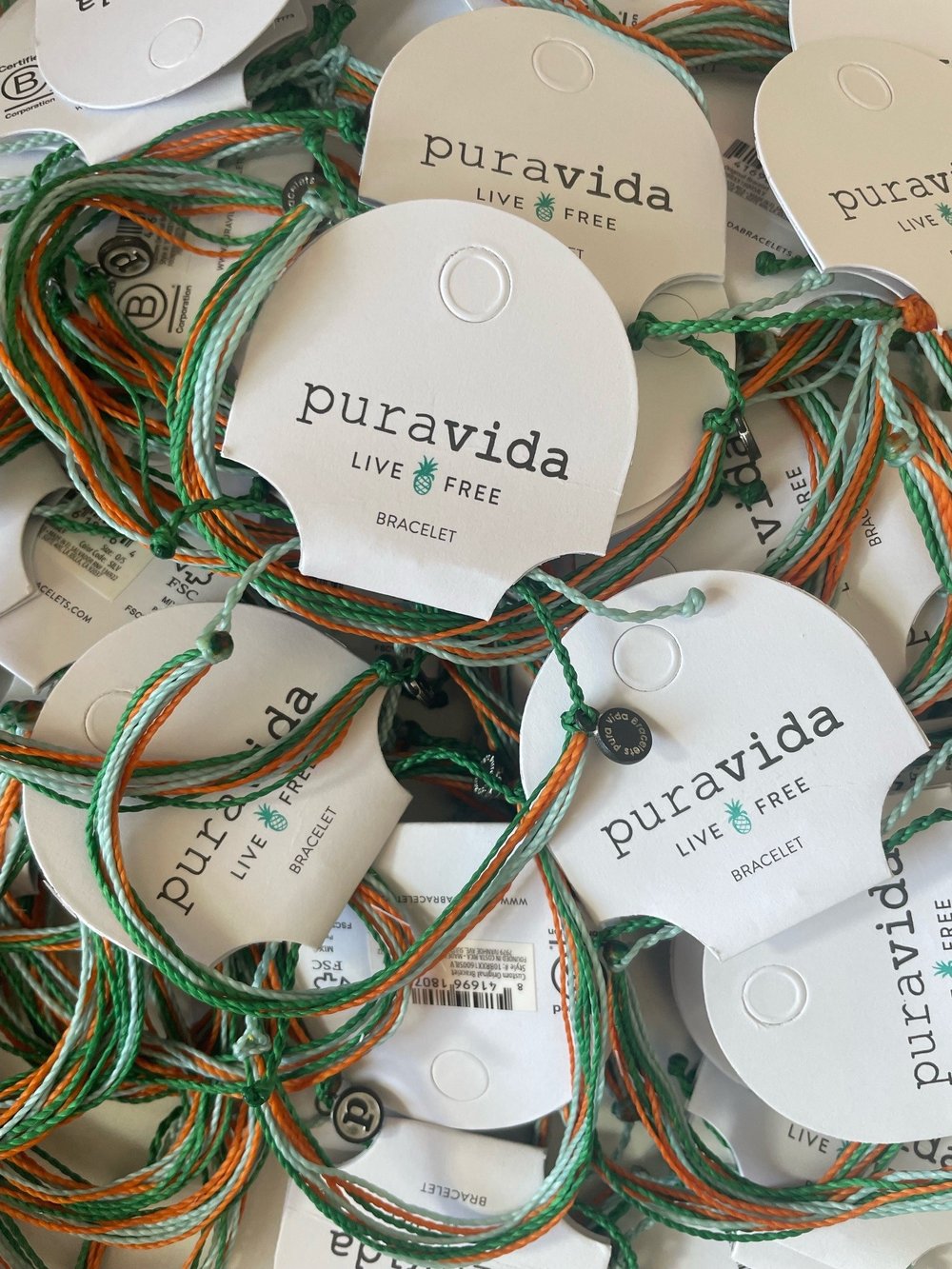 2 or 5 Custom "Live Pheo Free" Pura Vida Bracelet + Free Phearless Sticker!