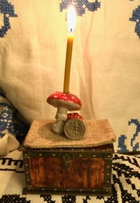 Image 4 of Toadstool Cake Topper