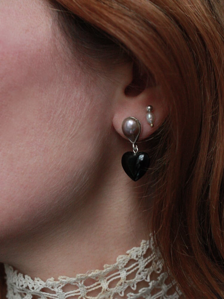 Image of Onyx Heart Earrings