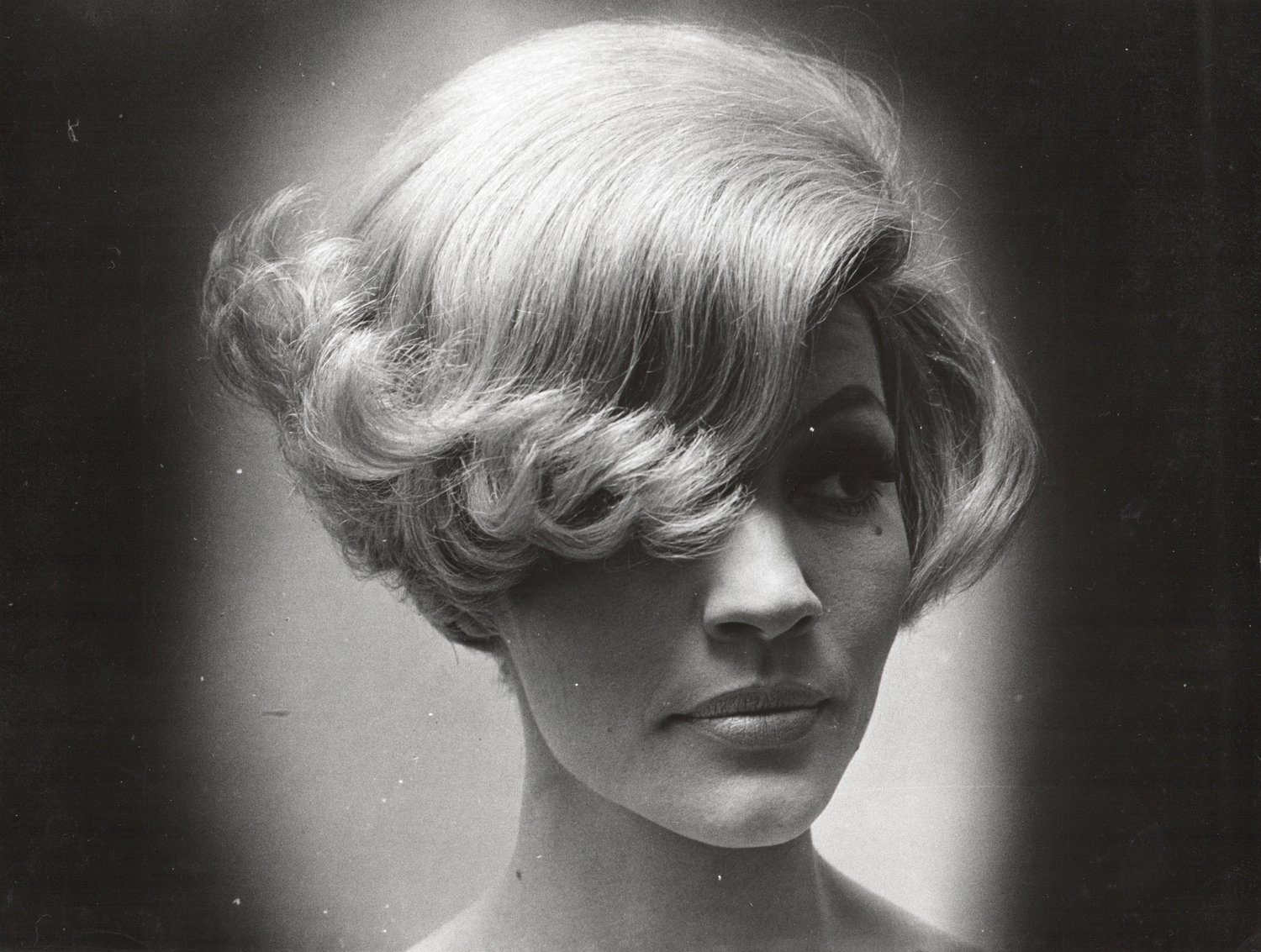 Image of Jorgen Sperling: "One Girl - Many Girls", Denmark ca. 1965