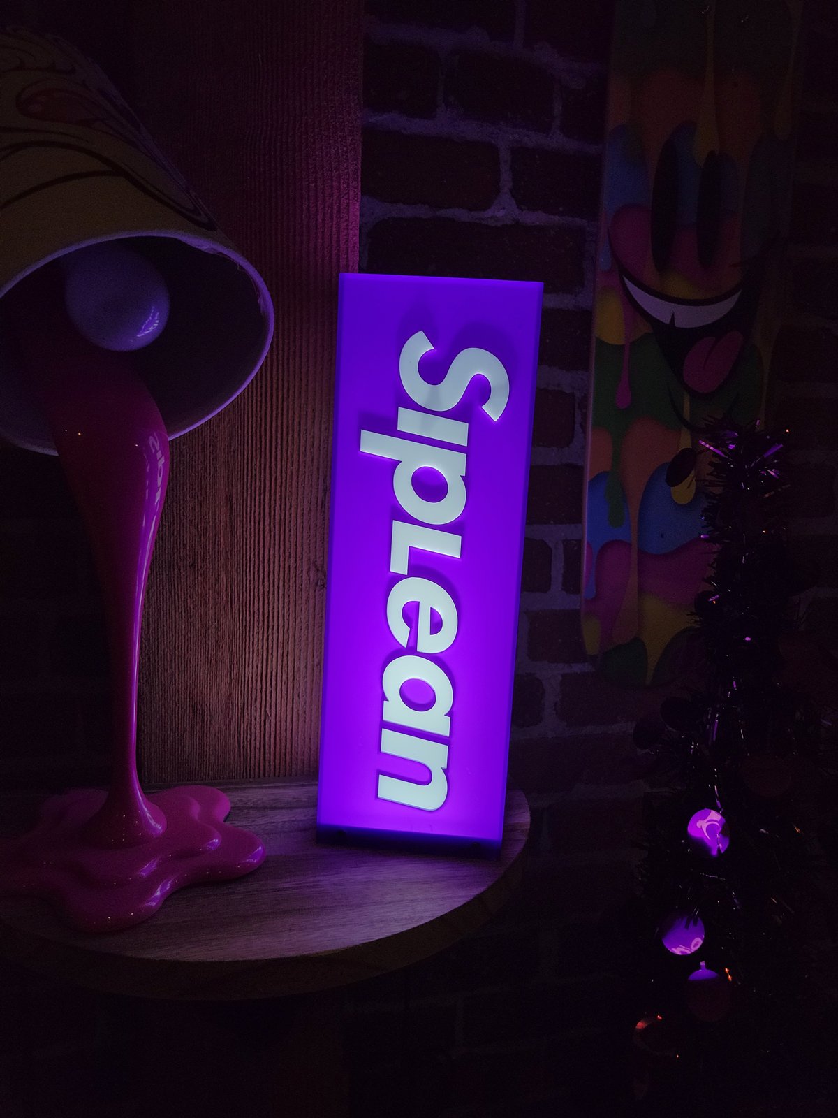 Supreme Box Logo Lamp