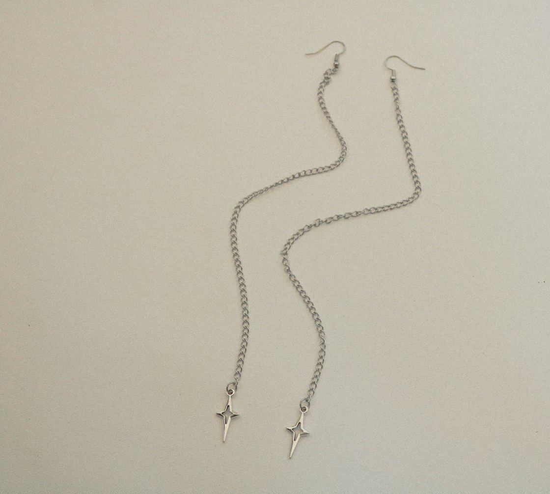 Image of extra long sparkle drop