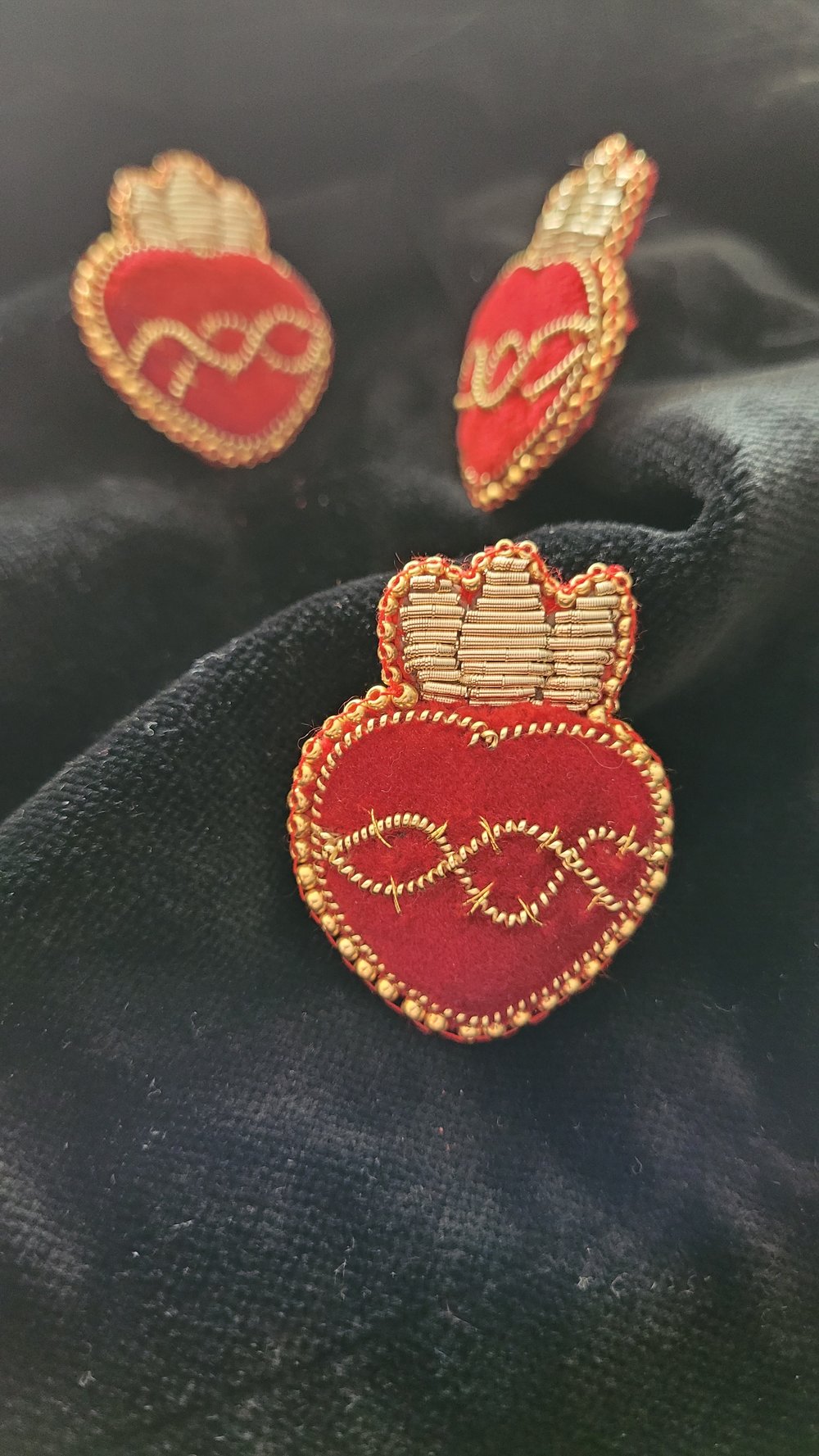 Image of PINS EX VOTO COURONNE