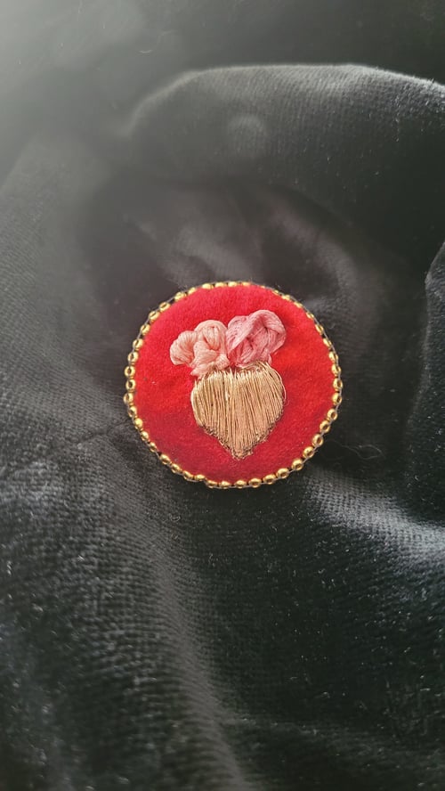 Image of PINS EX VOTO FLEURS