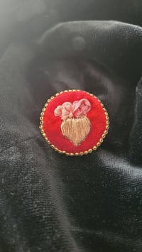 Image 2 of PINS EX VOTO FLEURS
